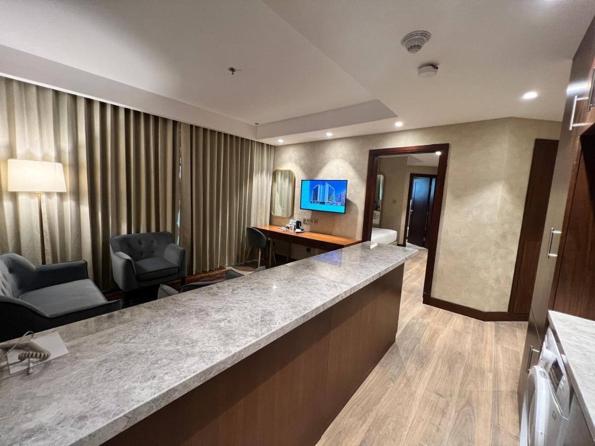 Aparthotel Seasons Dubai