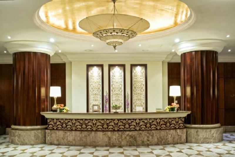 Seasons Aparthotel