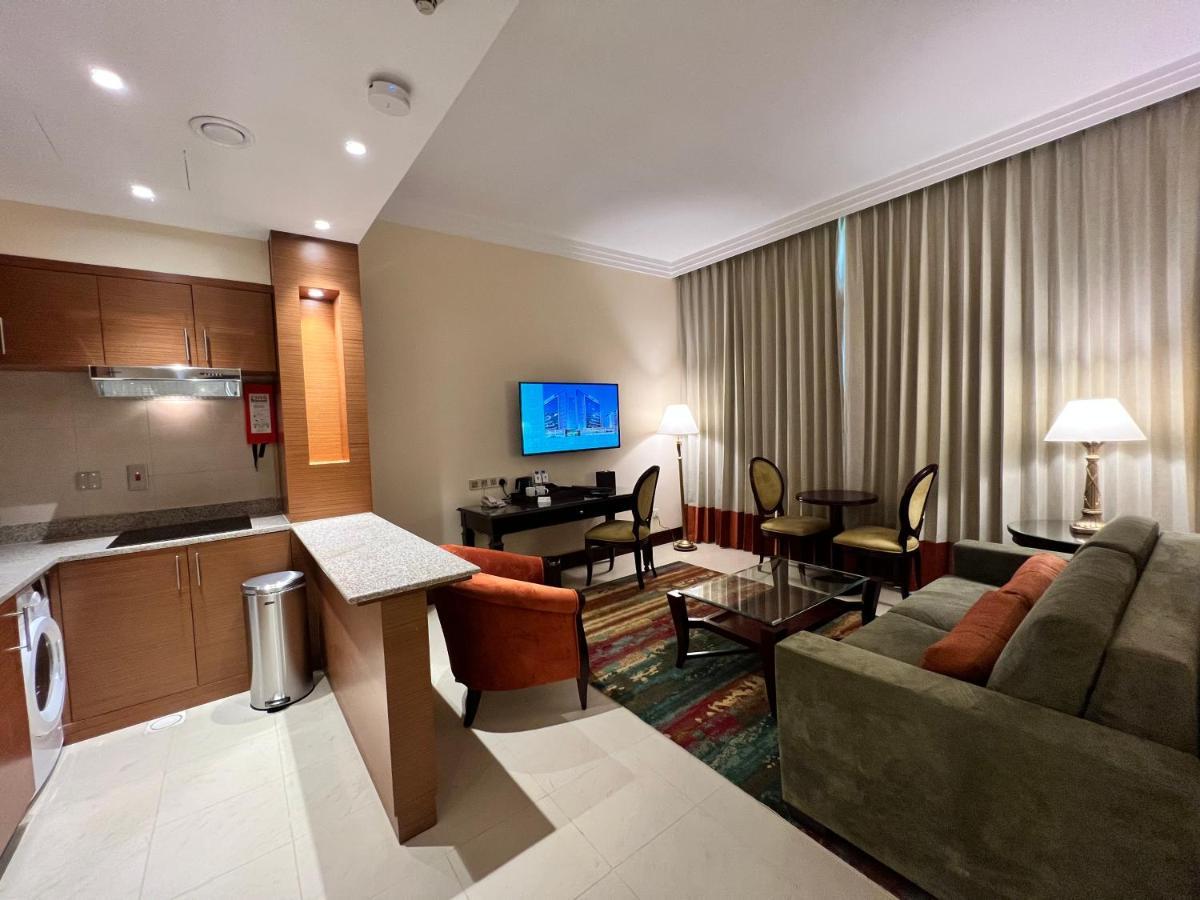 Aparthotel Seasons