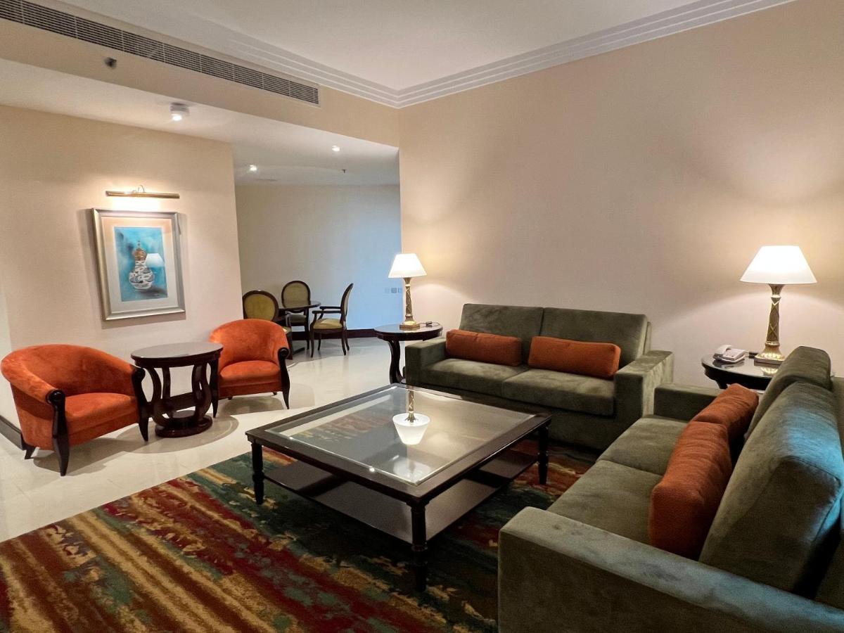 Aparthotel Seasons Dubai