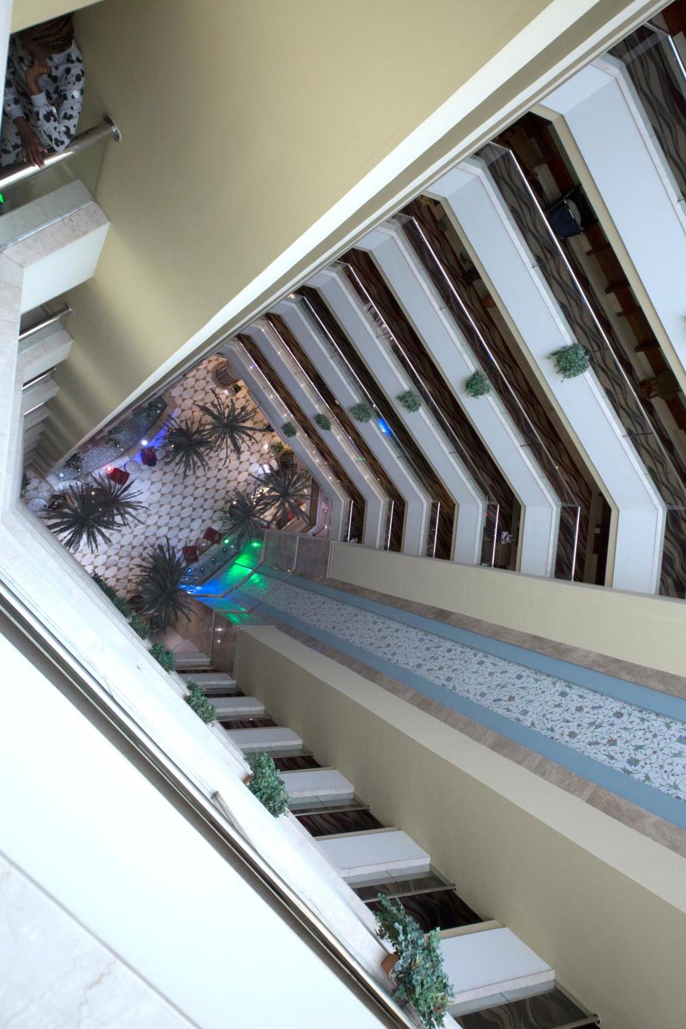Seasons Dubai